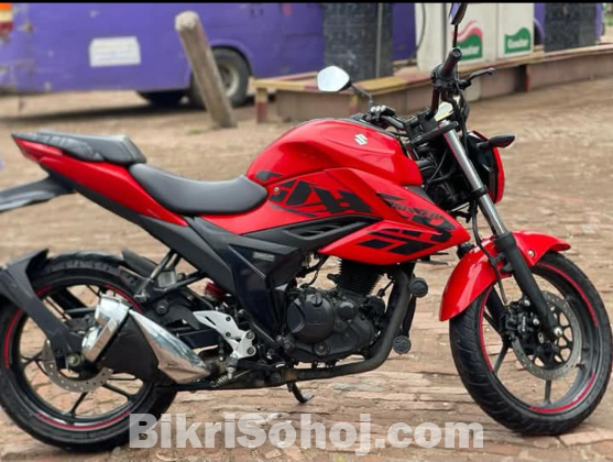 Suzuki Gixxer